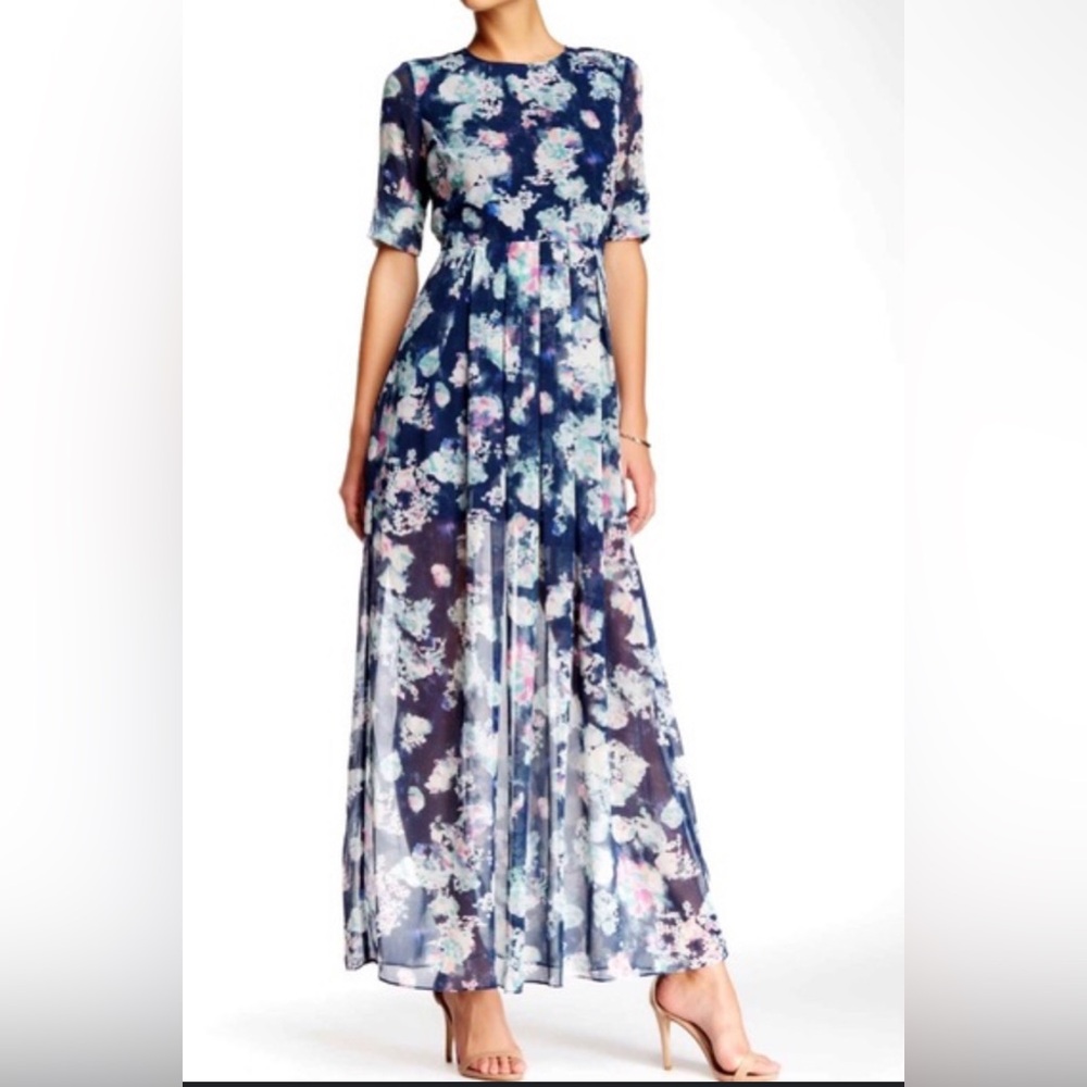 BCBG Maxi Dress. Size 0. Blue night multi color.